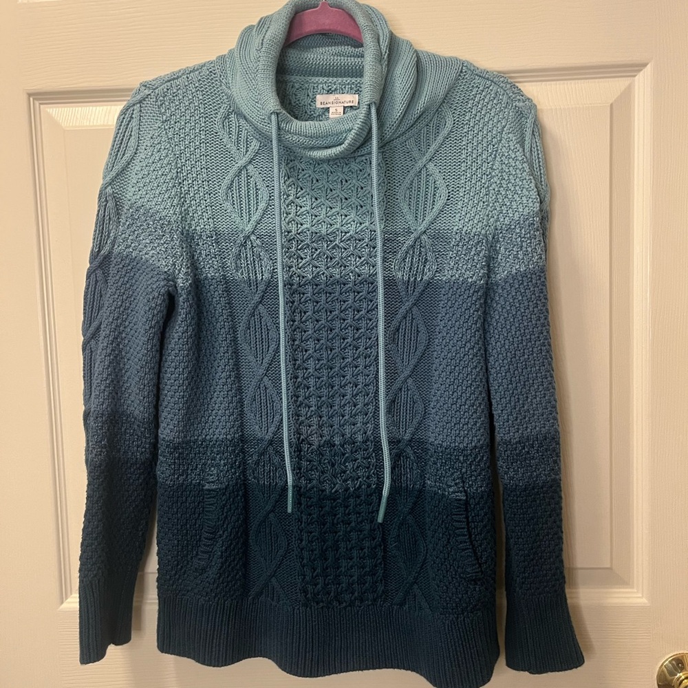 LL Bean Signature Blue Womens Ombré Fisherman’s Sweater with Cowl Neckline Sz Sm